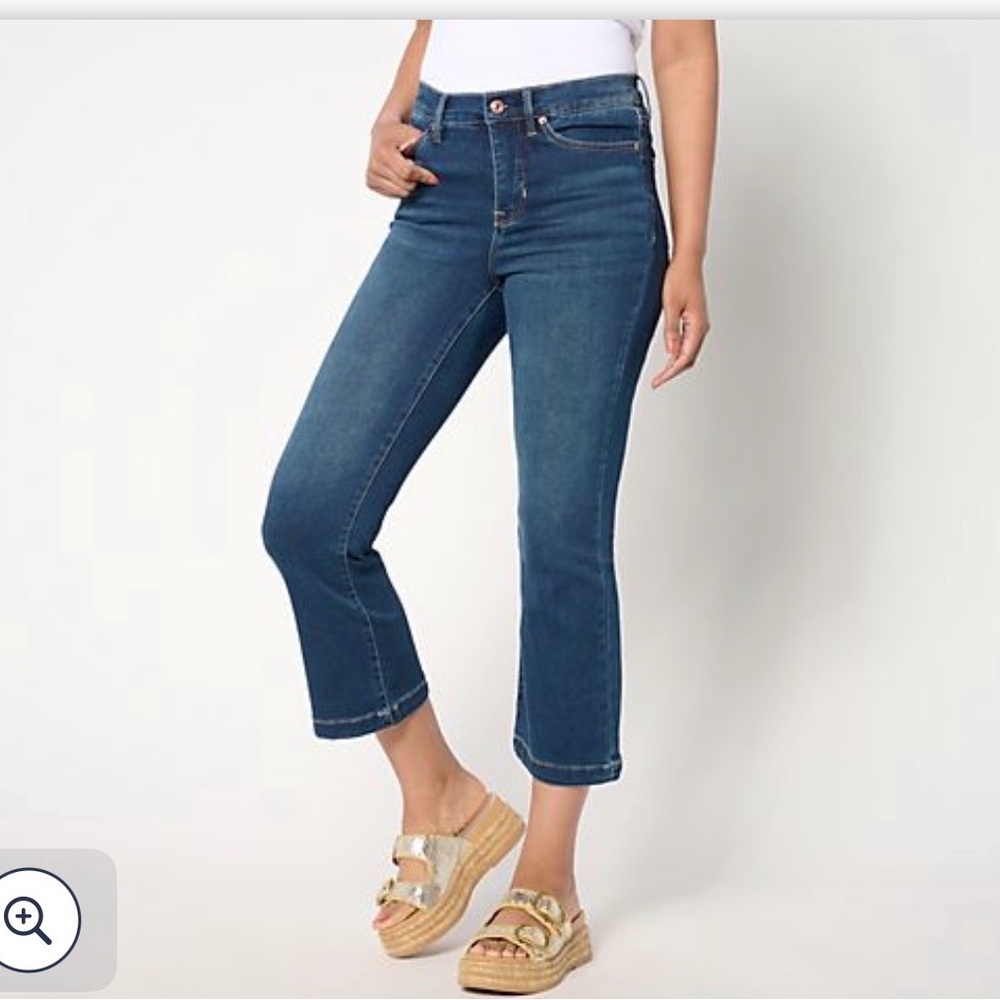 Nicole Miller Blue Floral Women's Cropped Flare Jeans - Picture 6 of 10